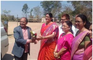 अंतर्राष्ट्रीय महिला दिवस के अवसर पर सरगुजा विश्वविद्यालय के कुलपति ने किया मनेंद्रगढ़ महाविद्यालय का दौरा