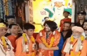 MLA गोलू शुक्ला के बेटे रुद्राक्ष ने किया सरेंडर, पुजारी से पैर छूकर मांगी माफी; गाड़ी भी जब्त