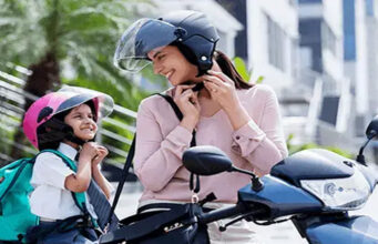 नए टू-व्हीलर के साथ 2 हेलमेट देना अनिवार्य होगा, रोड पर सब मेंडेटरी प्रीकास्ट होगा