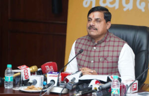 MP में 9 साल बाद राज्य सरकार ने एक बार फिर पदोन्नति प्रक्रिया की शुरू, 60 हजार पर डिमोशन का भी खतरा