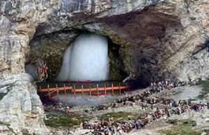 Amarnath Yatra में आपात स्थितियों का सामना करने के लिए आधार शिविरों की क्षमता बढ़ाई जाएगी