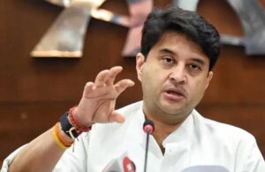 140 करोड़ जनता एकजुट हो रही , वहीं कुछ तत्व ऐसे हैं जो भारत की प्रभुता और भारत की एकता पर प्रश्न उठाते हैं : केंद्रीय मंत्री सिंधिया