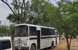 राज्य से 30 बांग्लादेशी नागरिकों को वापस भेजा गया, घुसपैठियों को फ्लाइट से गुवाहटी ले गई पुलिस; BSF को सौंपेगी