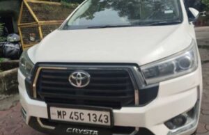 सस्पेंस उज्जैन में: एक नंबर पर दो वाहन, एक का संबंध मुख्यमंत्री के काफिले से