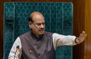 ‘आप क्या संस्कार सिखा रहे हैं?’ – कांग्रेस सांसद पर बिरला का तीखा तंज