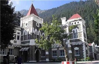 नदियों को न्याय: हाई कोर्ट ने गंगा बचाने के लिए दिया अहम निर्देश