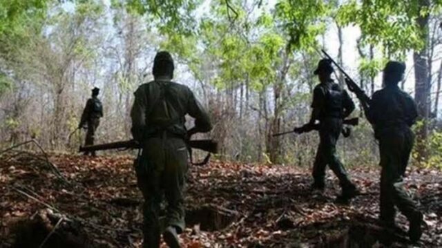 naxalites3-2.jpg