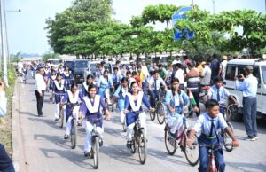 बिल्हा विधायक धरम लाल कौशिक, कलेक्टर, एसपी ने की रैली की अगुआई