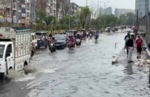 बारिश ने बदला मौसम, नोएडा में सुहानी राहत