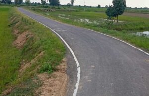 लोक निर्माण विभाग की मकरंदगंज-बरबसपुरा सड़क का मामला