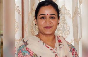 लखनऊ में ज़मीन घोटाले का खुलासा, अपर्णा यादव की मां सहित पांच के खिलाफ मामला दर्ज