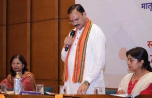 स्वस्थ छत्तीसगढ़ से स्वस्थ भारत बनेगा और देश को विकसित बनाने मे स्वास्थ्य की अहम भूमिका होगीः स्वास्थ्य मंत्री