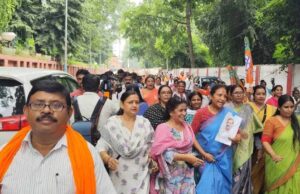 पटना में आगजनी, गया में चक्का जाम – गालीकांड बना बड़ा चुनावी मुद्दा