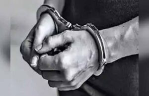 सदी पुरानी लाइसेंसी बंदूक की दुकान में गिरफ्तार तीन आरोपी, अवैध हथियारों का हुआ खुलासा