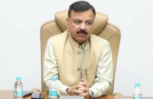 स्कूल भवनों की स्थिति और उनमें आवश्यक सुधार के प्रस्ताव तैयार कर शासन स्तर पर भेजें- मंत्री सिंह