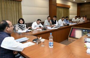 रायपुर: उप मुख्यमंत्री अरुण साव ने नगरीय प्रशासन की योजनाओं और प्रगति की समीक्षा की