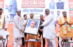 प्रदेश स्तरीय कार्यशाला में मुख्यमंत्री ने विपक्ष पर साधा निशाना, कहा- अपना रहे हैं अंग्रेजों की नीति