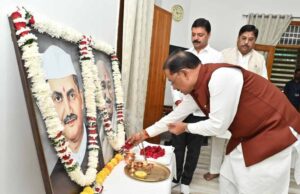 मुख्यमंत्री साय ने गांधी और शास्त्री की जयंती पर अर्पित की श्रद्धांजलि