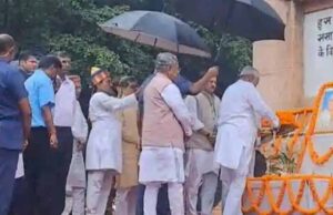 बिहार के सीएम नीतीश कुमार ने महात्मा गांधी को किया याद, दी श्रद्धांजलि