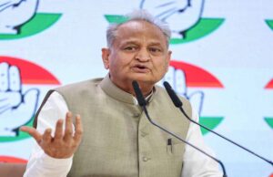 घोषणापत्र लॉन्च कर 26 सेकेंड में गायब हुए NDA, कांग्रेस ने कहा – जनता को दिखा दिया सच