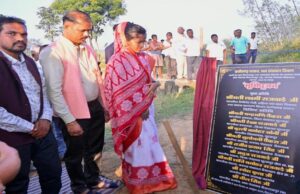 मंत्री लक्ष्मी राजवाड़े ने रायपुर के बैजनाथपुर जलाशय के जीर्णोद्धार कार्य की रखी आधारशिला