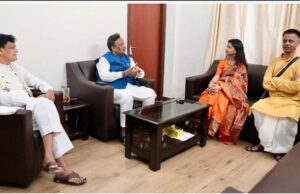 मैथिली ठाकुर का राजनीतिक रुख साफ? BJP नेताओं से मुलाकात के बाद जताई चुनावी मंशा