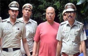 आश्रम का काला सच: बाबा चैतन्यानंद सरस्वती के पास से बरामद हुई आपत्तिजनक सामग्री