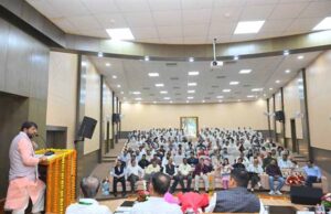 प्रदेश की प्रगति में पशुपालन एवं डेयरी क्षेत्र का महत्वपूर्ण योगदान : राज्य मंत्री पटेल