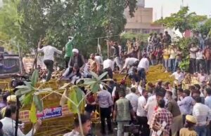 घेराव की तैयारी में तनाव: पुलिस ने कई युवा कांग्रेस नेताओं को लिया हिरासत में