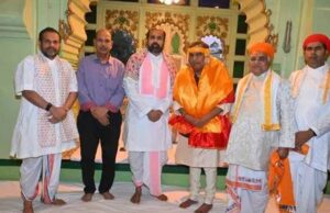 नाथद्वारा में मुकेश अंबानी के दर्शन, बुजुर्गों के लिए 100 कमरों वाला सेवा सदन बनाने की घोषणा