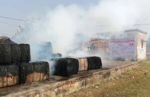 खरीदी केंद्रों पर बारदाने जलने की घटनाएँ बढ़ीं: करोड़ों का नुकसान, कारणों पर उठ रहे सवाल