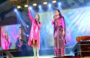 बॉलीवुड सिंगर शिल्पा राव की आवाज़ पर झूमा मैदान, कल्पना सोरेन ने भी दिए सुरों का साथ
