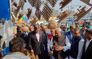 नीतीश कुमार का सोनपुर मेला दौरा: अधिकारियों को निर्देश— पर्यटकों की देखभाल में लापरवाही न हो