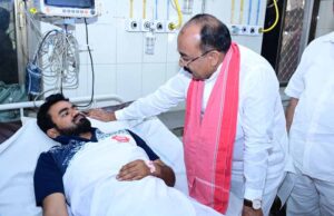 रेल हादसे में घायल लोगों से मिले उप मुख्यमंत्री अरुण साव