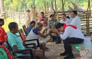 डेप्युटी CM ने हिड़मा की मां से की लंच मुलाकात, नक्सलियों के नेता ने सरेंडर पर सोचा