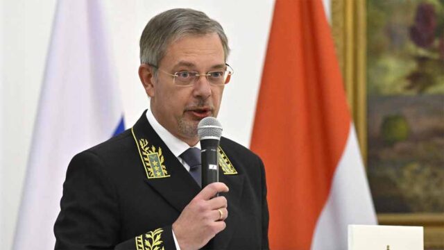 alipov1.jpg