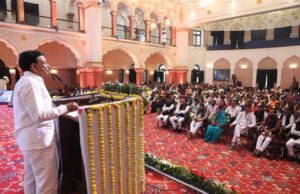 समृद्ध मप्र के लिये पंचायत प्रतिनिधि गांवों को बनायें समृद्ध : उपमुख्यमंत्री देवड़ा