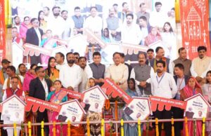 मुख्यमंत्री साय ने पीएम आवास के 1073 हितग्राहियों को नये आवास की चाबी सौंपी