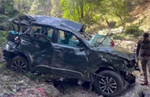 उत्तराखंड में दर्दनाक हादसा: कैंची धाम जा रही श्रद्धालुओं की स्कॉर्पियो खाई में पलटी, तीन की मौत