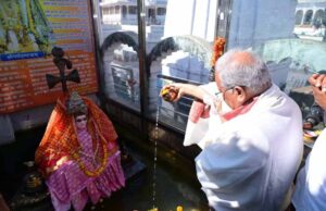 नए साल से पहले भूपेश बघेल ने अमरकंटक में मां नर्मदा का लिया आशीर्वाद