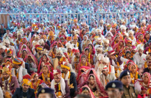 CM मोहन का सामूहिक विवाह पर बयान: 251 नवदंपतियों को आशीर्वाद देते हुए कहा- पारिवारिक बोझ घटता है