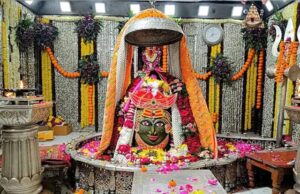महाकाल मंदिर में 20 साल बाद बदलाव, गर्भगृह में लगे 25 किलो चांदी के नए द्वार, उकेरी गईं आकर्षक आकृतियां