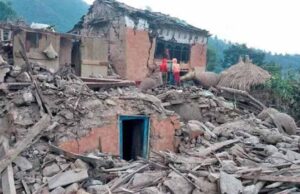 भूकंप से थर्राया नेपाल, तेज झटकों ने उड़ा दी लोगों की नींद