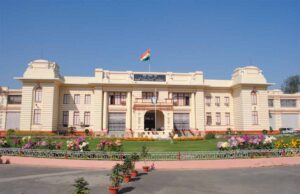 महागठबंधन पर श्रवण कुमार की तीखी टिप्पणी, आलोक मेहता से बजट की मांग