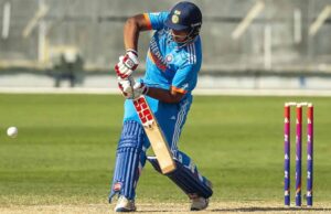 U19 एशिया कप: पाकिस्तान ने मैच पर कसा शिकंजा, विहान के विकेट से भारत बैकफुट पर