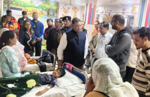 महू में फिर ‘जहरीला पानी’, 25 लोग बीमार, क्लेक्टर ने रात को किया दौरा, अलर्ट जारी