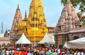 यूपी का लौटा सांस्कृतिक वैभव, नये साल का जश्न मनाने तीर्थस्थल पहुंच रहे युवा