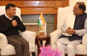 रायपुर: CM साय ने केंद्रीय मंत्री मनसुख मांडविया से की मुलाकात, खेलो इंडिया ट्राइबल गेम्स की मेज़बानी पर चर्चा