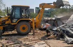 झारखंड में 50 करोड़ की सरकारी जमीन पर गरजा बुलडोजर