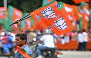 नामांकन वापसी पर बगावत: नागपुर में BJP उम्मीदवार को समर्थकों ने ही घर में बंद किया
